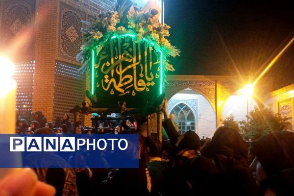 تشییع نمادین حضرت زهرا(س) با اشک و ارادت