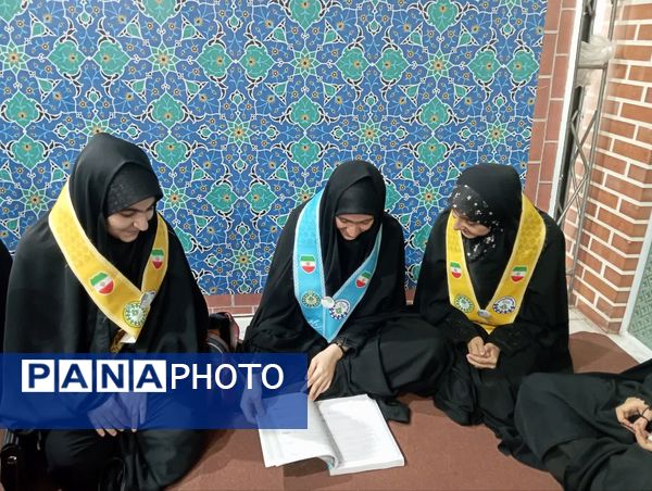 خادمان کوچک، ارادت بی کران