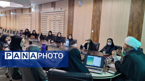  برگزاری نشست خبرنگاران خبرگزاری پانا در‌کانون شهید فهمیده کرج 