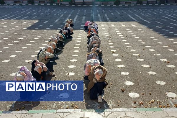 دانش‌آموزان دبیرستان زینبیه۲ شهریار آماده مقابله با زلزله