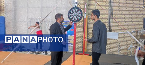 برگزاری مسابقه دارت در سازمان هلال احمر شیروان