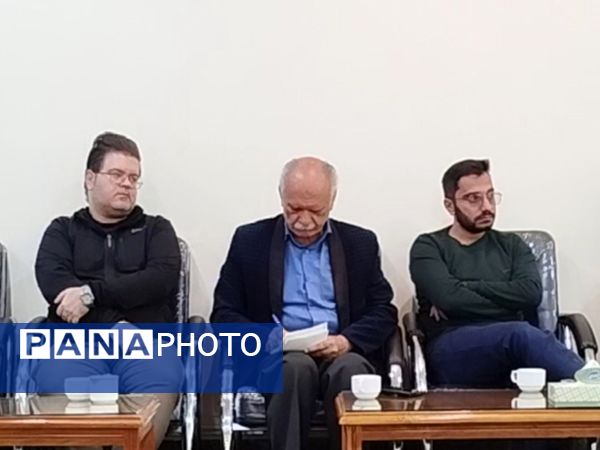 نشست خبری اصحاب رسانه کاشمر با مسئولین زیارتگاه آیت الله مدرس ره