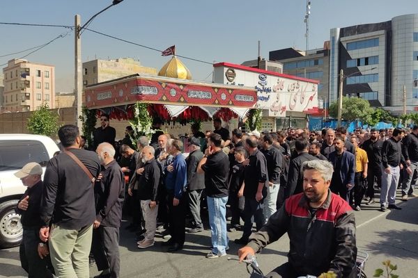 مراسم تشیع و تدفین شهید مصطفی صالحی مقدم در گلزار شهدا شهرستان قدس 