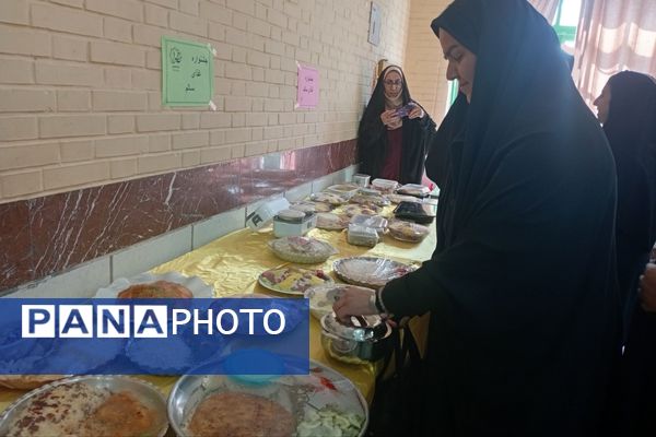 طرح مکمل یاری ویتامین(D) - قرص آهن و اسید فولیک در مدارس ناحیه 4