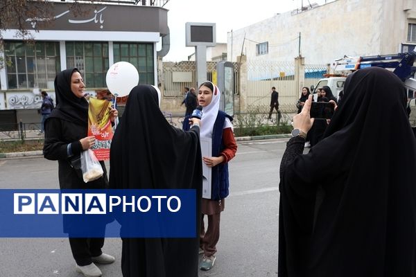 شرکت دانش‌آموزان اردبیلی در راهپیمایی یوم‌الله ۱۳ آبان