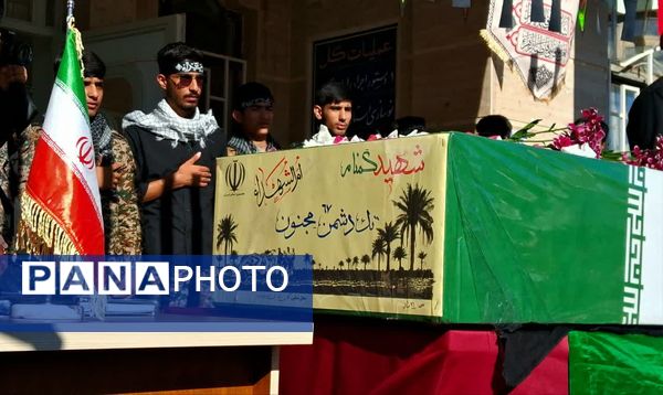 نسل امروز در کنار راویان حماسه