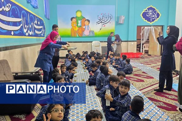 لبخندهای سالم در جشن دندان شماره شش مدرسه پسرانه شاهد شهید جنیدی