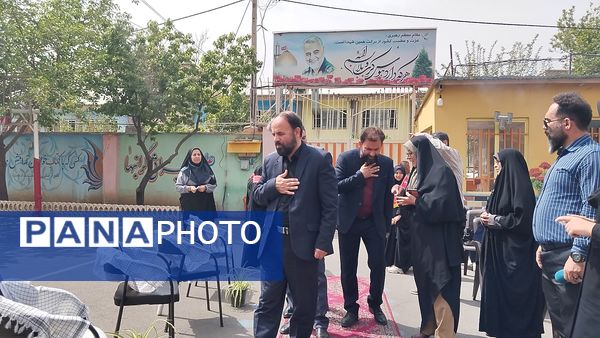 گرامیداشت روز معلم در مدرسه شاهد شهید سلطانی ناحیه ۱کرج 