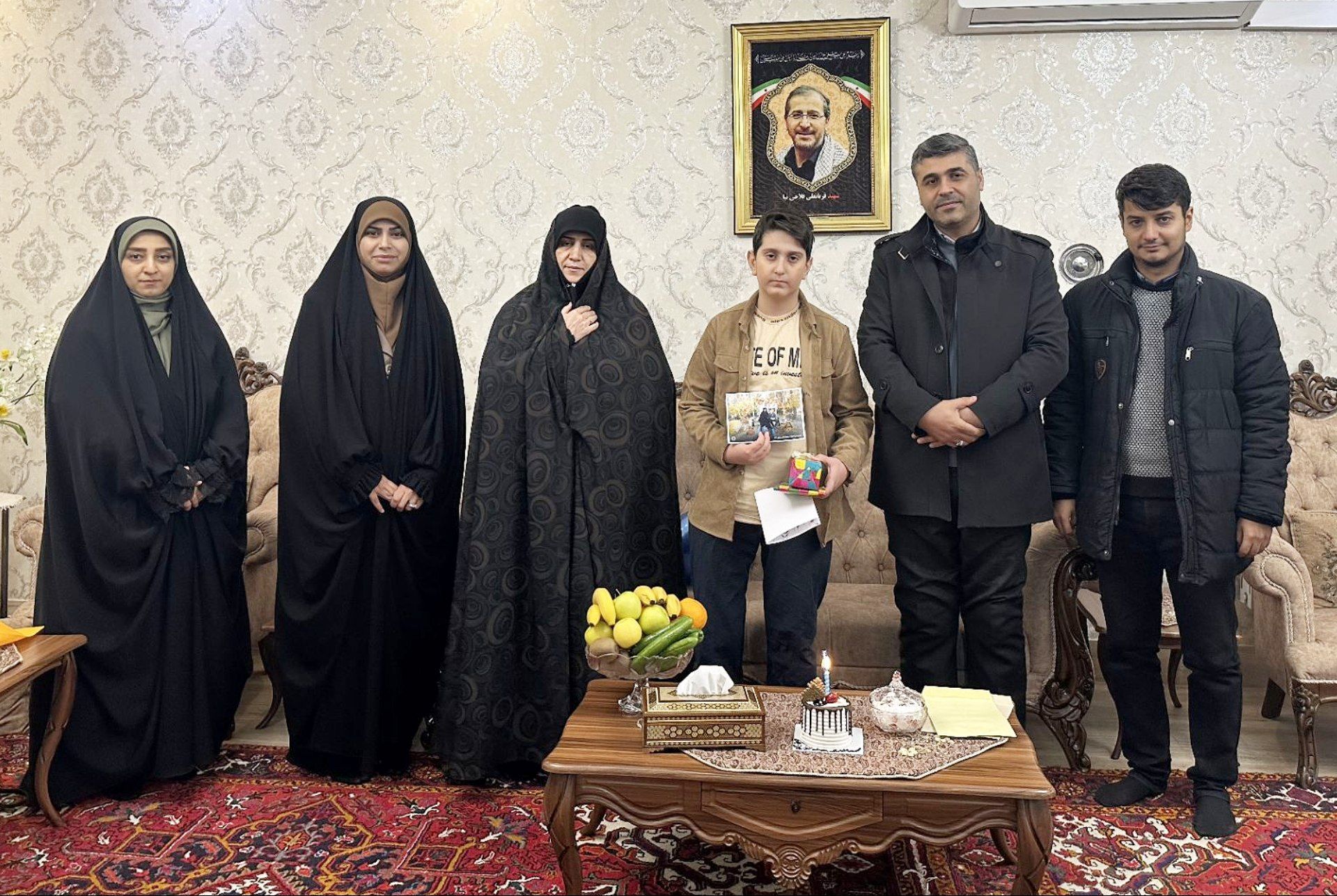 شمع تولدی روشن در سایه نام شهید