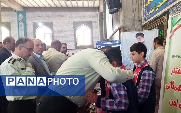 نماز عبادی و سیاسی جمعه همزمان با آغاز هفته نیروی انتظامی در نیشابور