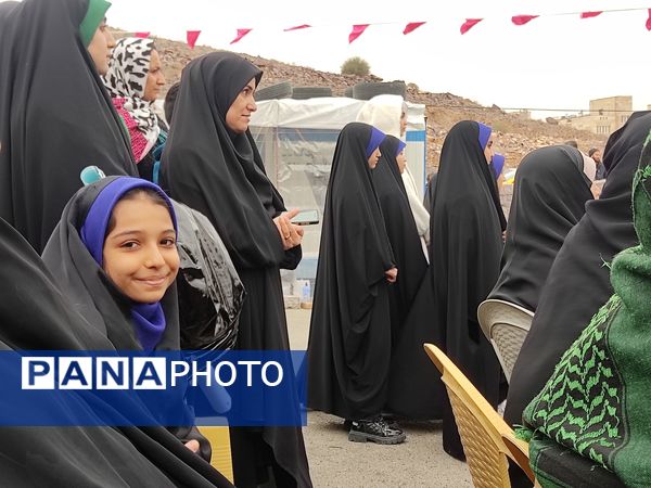 تجدید میثاق مردم صفادشت با شهدای گمنام