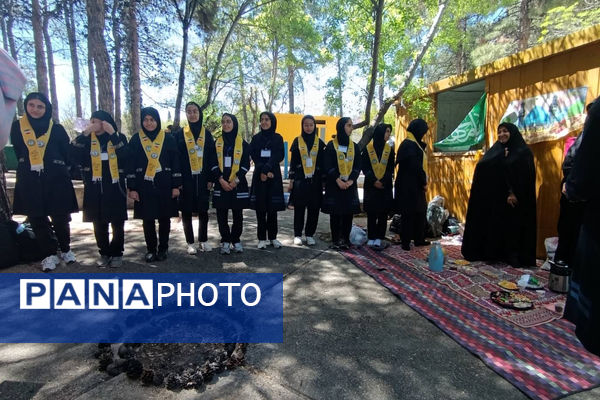 اردوی پایانی پیشتازان دختر مقطع متوسطه ناحیه 4 شیراز 