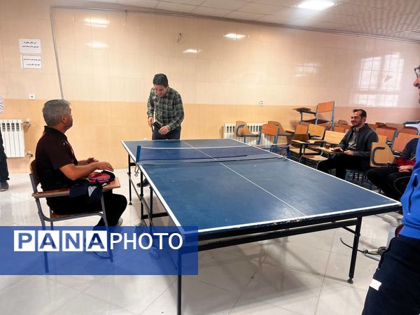 رقابت ورزشی تنیس روی میز فرهنگیان در نوخندان