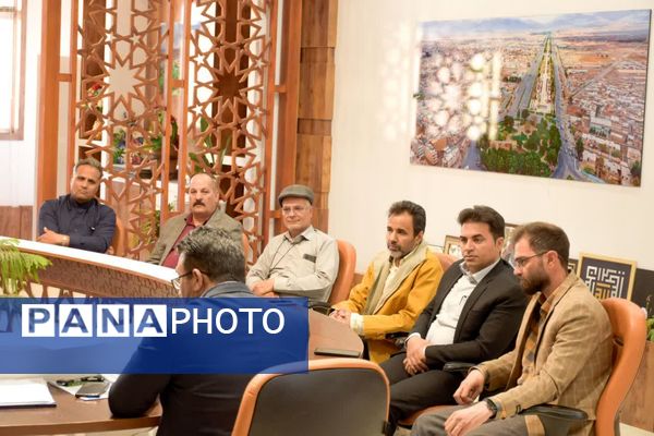 دیدار صمیمانه مسئولین سازمان‌ها و ادارات کاشمر با شهردار