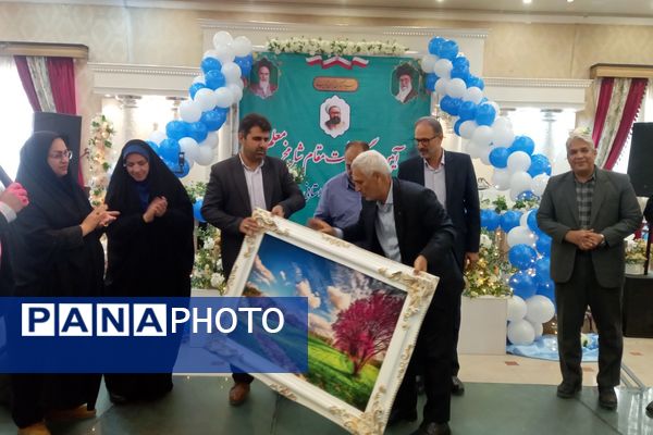 برگزاری آیین بزرگداشت مقام شامخ معلّم د شهرستان قرچک 