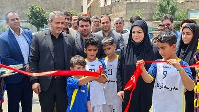 آیین افتتاح زمین چمن مصنوعی، جایی برای رویش استعدادهای فوتبالی