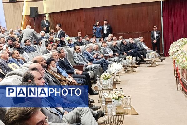 آیین نکوداشت خیر مدرسه ساز عبدالرضا وکیلی با حضور وزیر آموزش و پرورش در نیشابور 