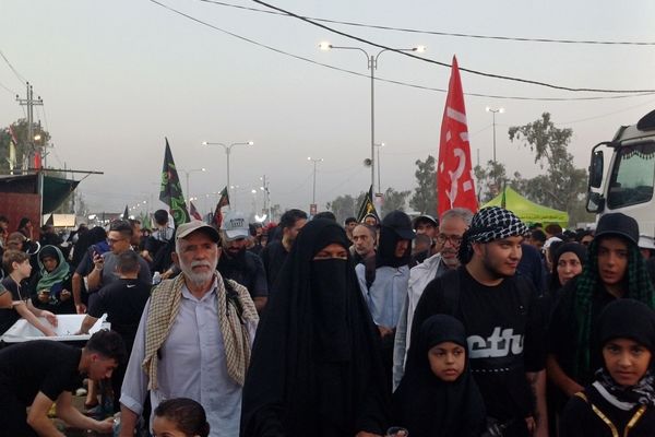 پیاده‌رویی نجف تا کربلا در آستانه اربعین حسینی 