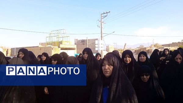 تشییع پیکر و خاکسپاری پدر شهید عجمی فدافن در گلزار شهدای روستای فدافن