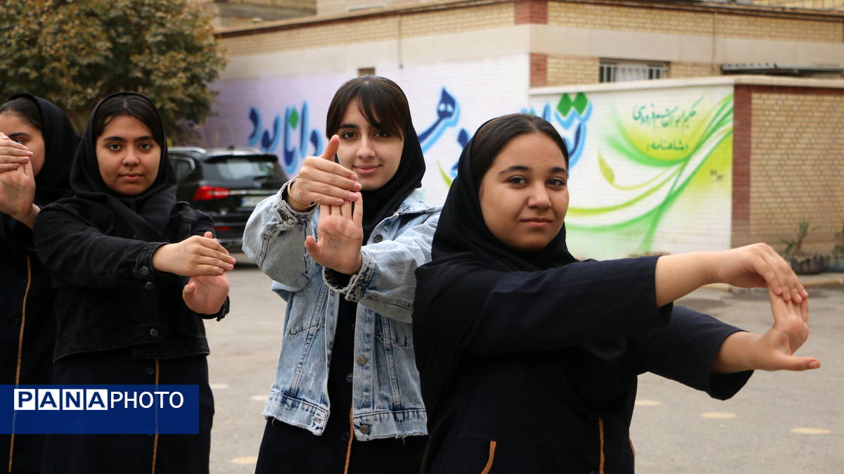 برگزاری مراسم صبحگاهی مدارس شهرستان ملارد