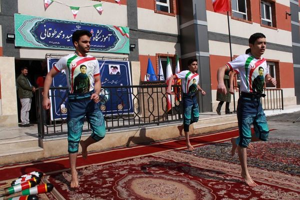آیین افتتاح آموزشگاه شهیدان سعید و محمد طوقانی بهارستان دو