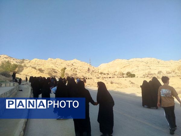 پیاده‌روی ولایت به‌مناسبت شهادت امام رضا (ع) در شهرستان جم