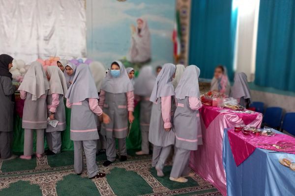 آیین سنتی یلدای ایرانی در مدارس اسلامشهر 