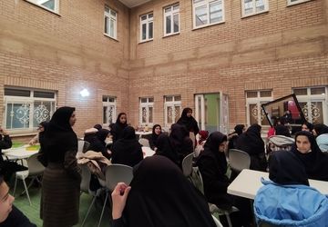 برگزاری اردوی آمادگی دفاعی برای دانش‌آموزان پایه نهم  دبیرستان دخترانه خدیجه کبری(س) در مرکز تخصصی بانوان آفتاب