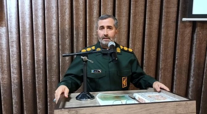 نشست خبری فرمانده سپاه ناحیه اهر با اصحاب رسانه