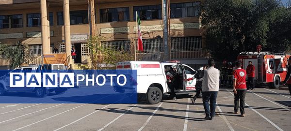 برگزاری بیست و هفتمین مانور سراسری زلزله در استان ایلام 