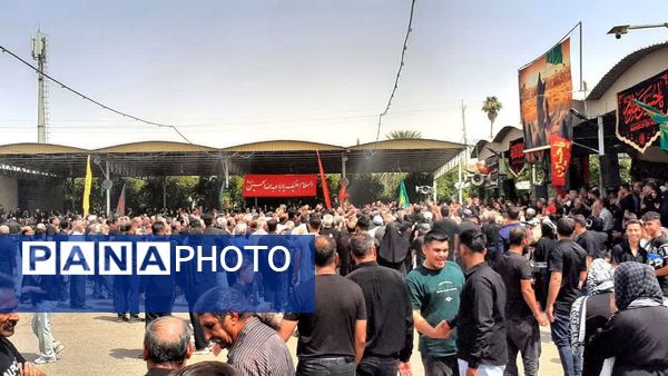 حزن عاشورایی در گلزار شهدای سیدمحمد کازرون