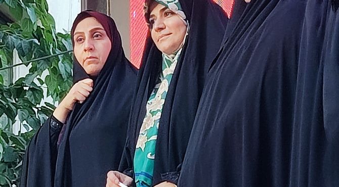 استقبال مردم بجنورد از بانوی شجاع رسانه ملی