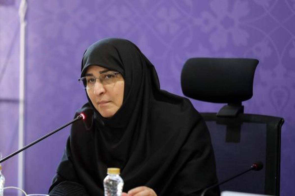 ثبتنام بیش از ۳۲۴ هزار معلم در سامانه اجتماعات یادگیری/ ۷۲۷ هزار دانشآموز در قالب طرح حامی تحت حمایت قرار گرفتهاند