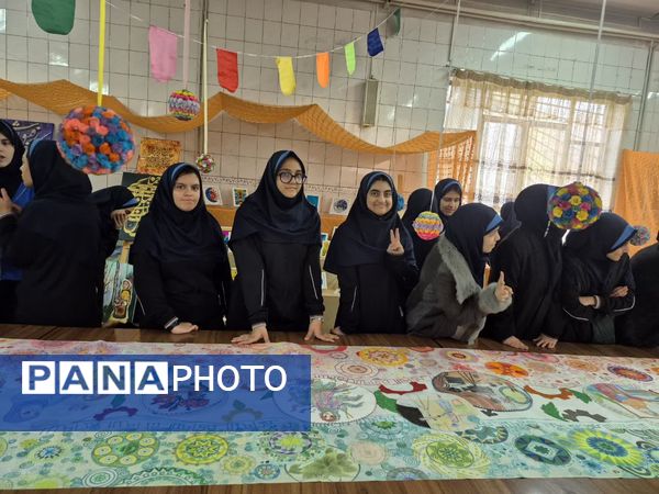 هفته ماها، فرصتی برای درخشش استعدادهای هنری دانش‌آموزان دبیرستان شهید همت