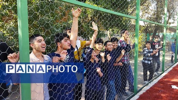 گذری بر روز های دوم و سوم از مسابقات فوتبال دبیرستان شاهد ابوذر غفاری نیشابور 