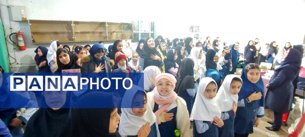 برگزاری جشن روز پدر در مدرسه شهید خاقانی شهرستان شیروان