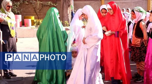 همایش وطن یار در دبستان فاطمیه گرگان