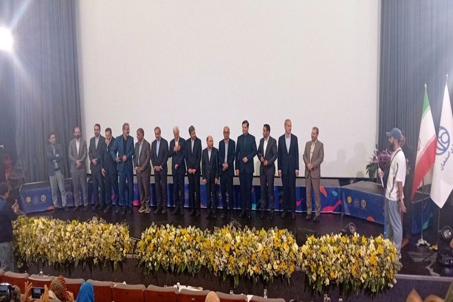 اصفهان، شهر زندگی است و هنرمندان چراغ‌داران فردا هستند