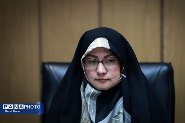 جلسه ستاد راهبری نظام مراقبت اجتماعی دانش‌آموزان (نماد)