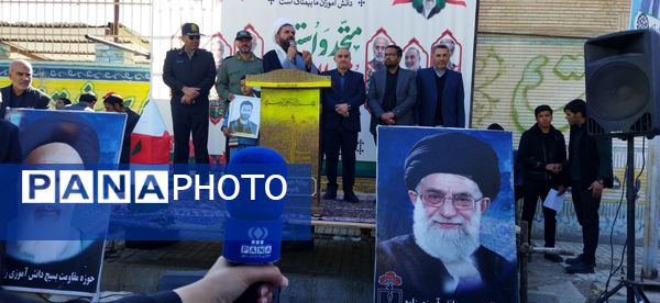 استکبار ستیزی از جنس راهپیمایی در زاوه