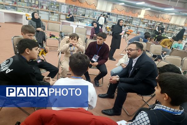 رقابت دانش‌آموزان ایده پرداز و پژوهشگر در رویداد دانش‌آموزی تین پلاس استان اردبیل 