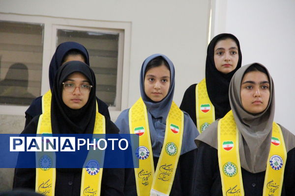 پیش اردوی ملی تشکیلات پیشتازان ویژه دختران در ری یک