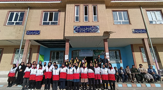 برگزاری مانور پدافند غیرعامل در دبیرستان الزهرا دیشموک 