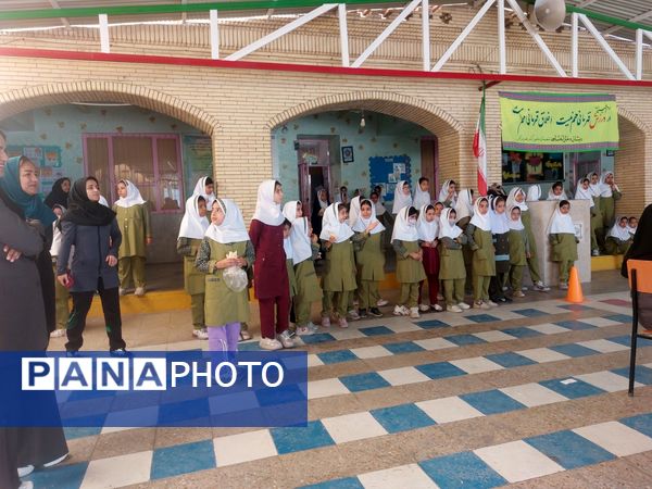 برگزاری مسابقه بینمدرسهای طنابزنی ویژه دختران در حاجیآباد