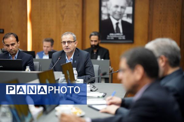 آیین بازگشایی سالن شورای دانشگاه فردوسی مشهد و امضای دو تفاهم‌نامه همکاری با شرکت‌های فناور