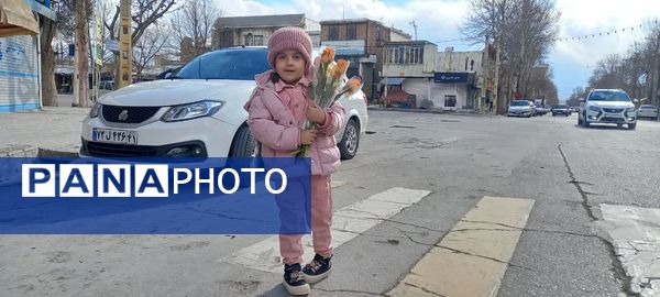 قدردانی مردم از مدافعان امنیت در روز پدر