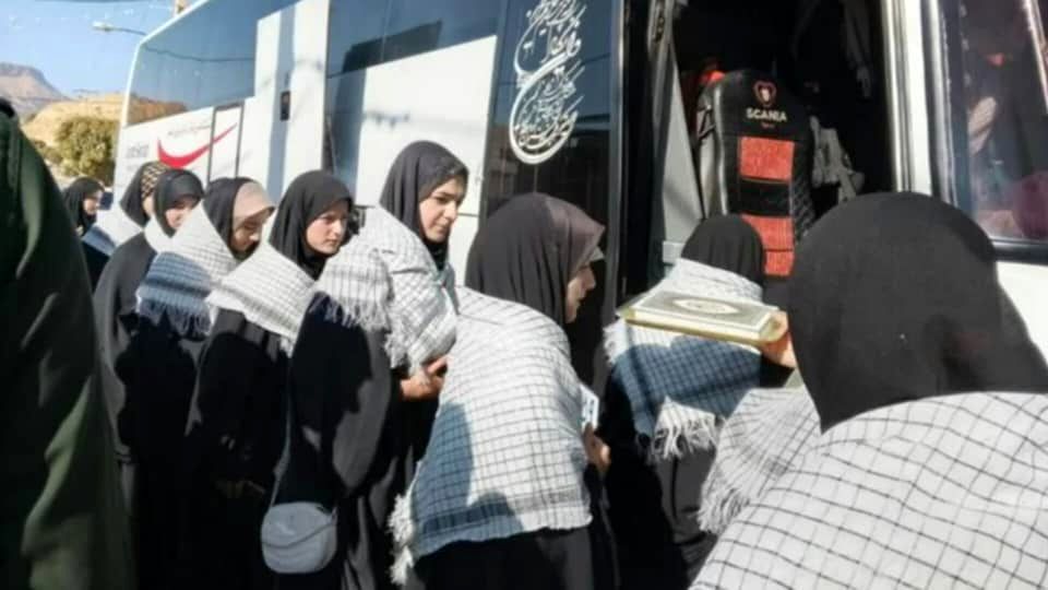 اعزام ۴۰ دانش‌آموز دختر مارگونی به اردوی راهیان نور