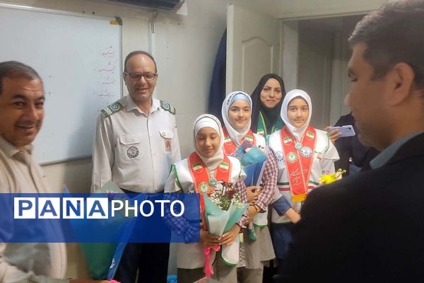 بازدید دانش‌آموزان پیشتاز از سازمان دانش‌آموزی مرکز