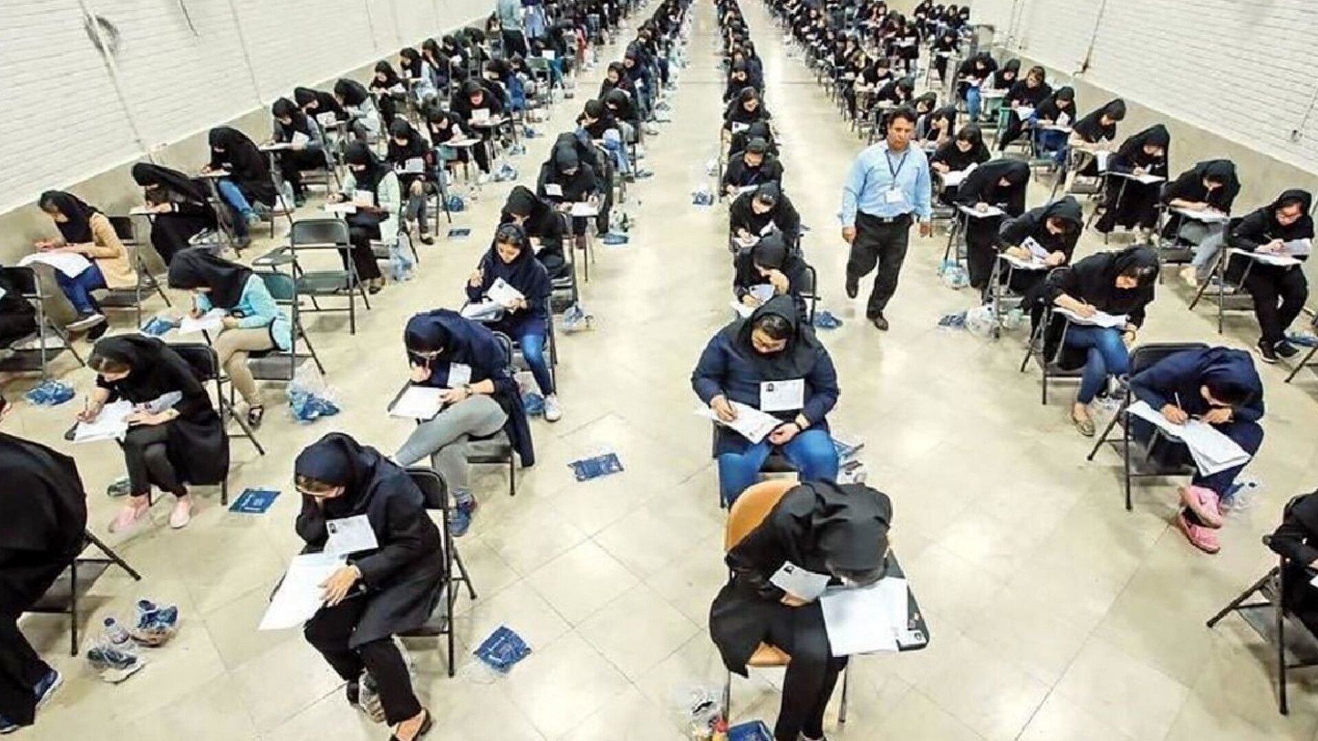 کنکور برای دانش‌آموزان به آزمونی فراتر از توان روانی تبدیل شده است