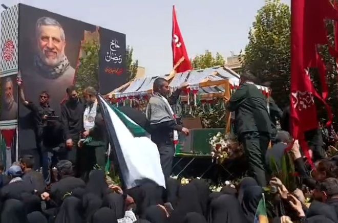 شکوه مراسم تشییع سردار شهید محمدسعید ایزدی در قم